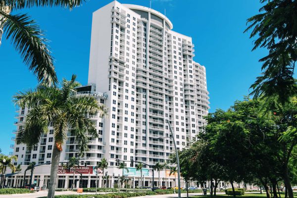 CIRC-Residences-Hollywood